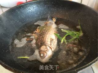 Carp Soup with Shredded Radish#autumn Nourishes The Lungs# recipe