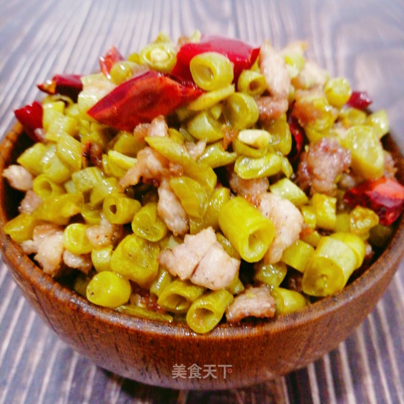 Stir-fried Minced Pork with Sour Cowpea recipe