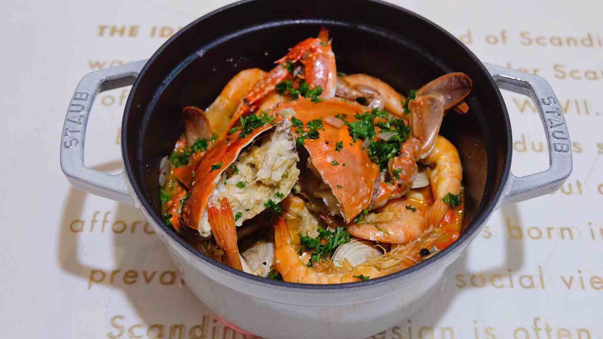 Enamel Pot-kuaishou Lazy Seafood Pot recipe