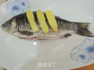Lotus Root Carp Soup recipe