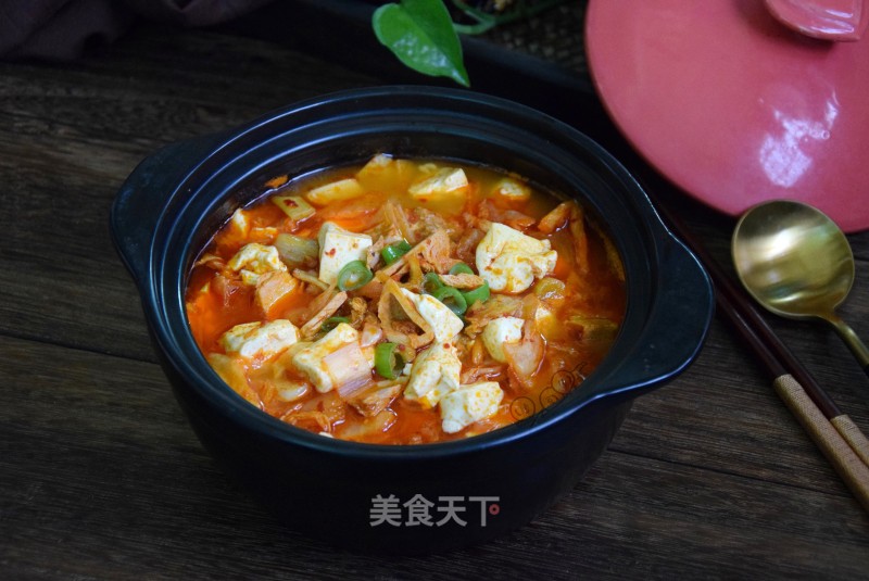 Tuna Kimchi Tofu Pot recipe