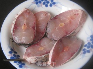 Fried Grass Carp Cubes recipe