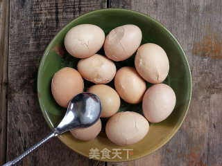 Create Classic and Unforgettable Lixia Eggs = Spiced Tea Eggs recipe