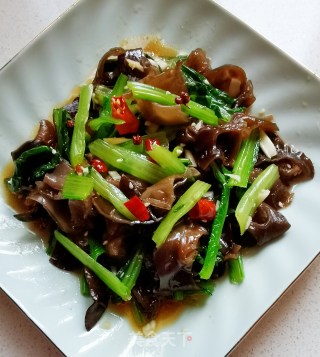 Chinese Cabbage Mixed with Fungus recipe