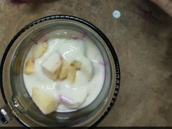 Yogurt Fruit Fishing recipe