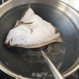 Grilled Plaice Head with Garlic recipe