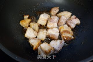 Braised Pork Belly with Pearl Mushroom recipe