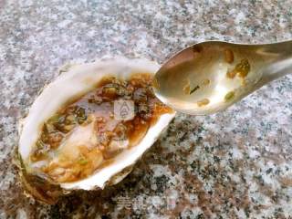 Grilled Oysters with Oyster Sauce and Garlic recipe