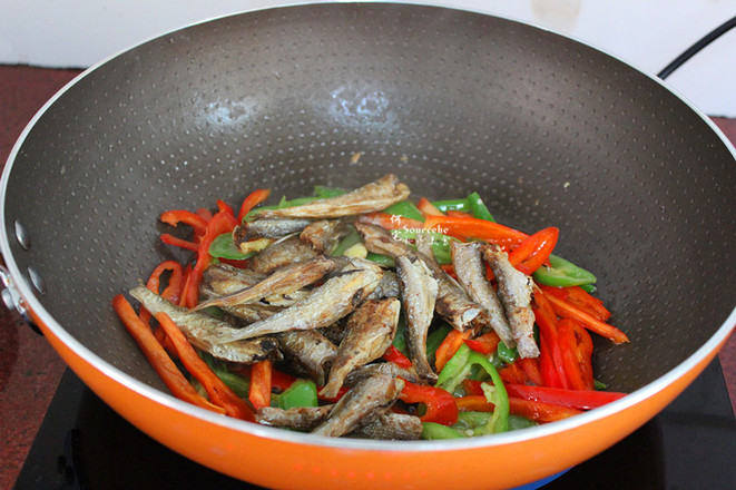 Spicy Dried River Fish recipe