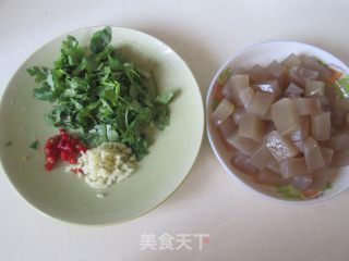 Coriander Mixed with Konjac recipe