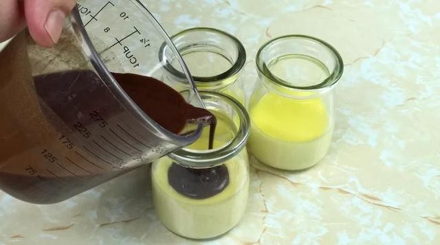 Two-color Cocoa Pudding recipe