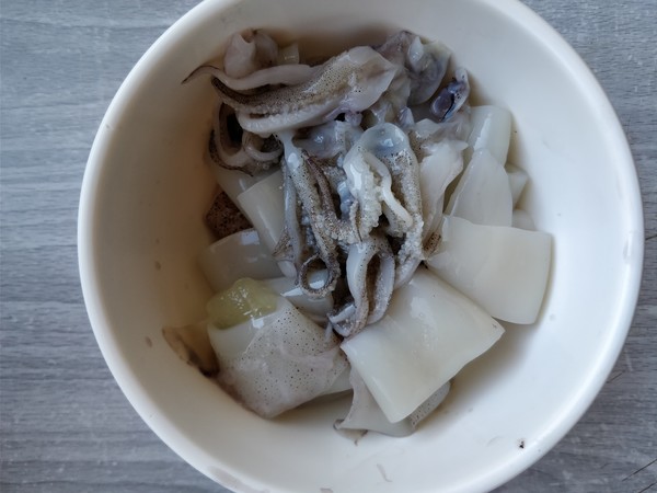 Braised Squid with Potato Sauce recipe