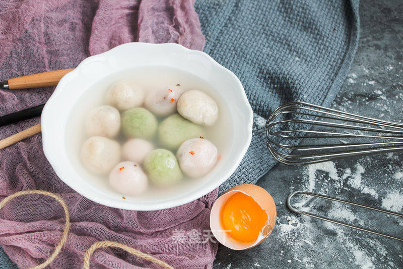 I Think this Colorful Glutinous Rice Balls is Very Buddhist recipe