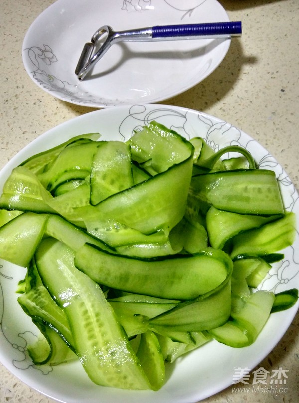 Refreshing Cucumber Roll recipe