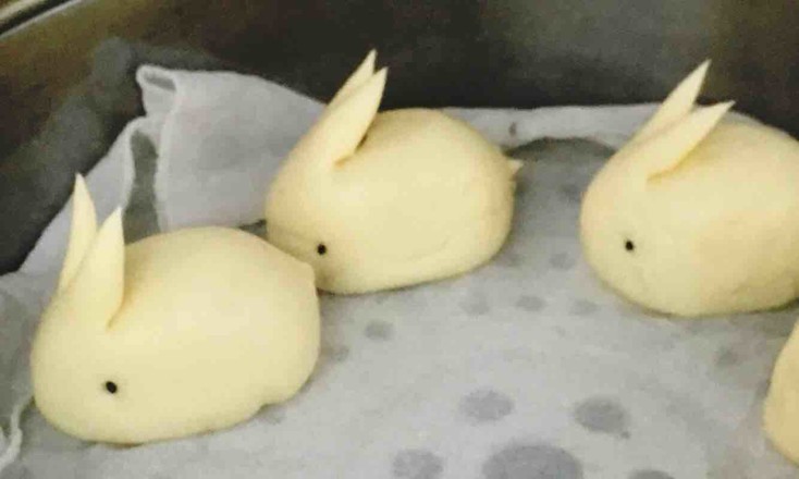 Little White Rabbit Bean Paste Bun recipe