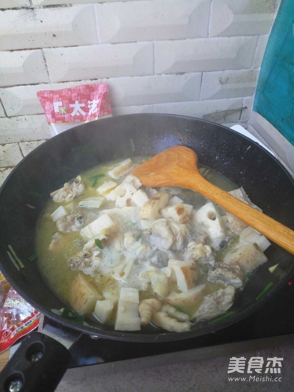 Lotus Root Chicken Soup recipe