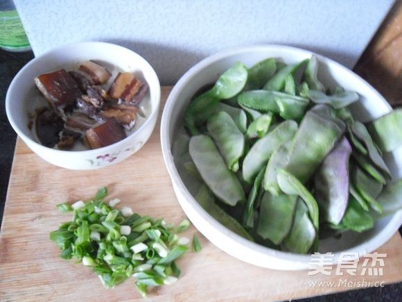 Braised Pork with Lentils recipe