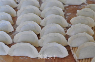 Shrimp and Shepherd's Purse Dumplings recipe