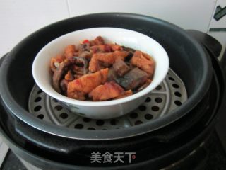 Steamed and Steamed Sausage-steamed and Steamed Fish with Sausage recipe