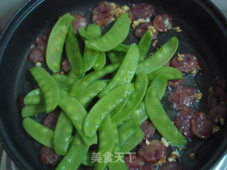 Fried Sausage with Snow Pea recipe