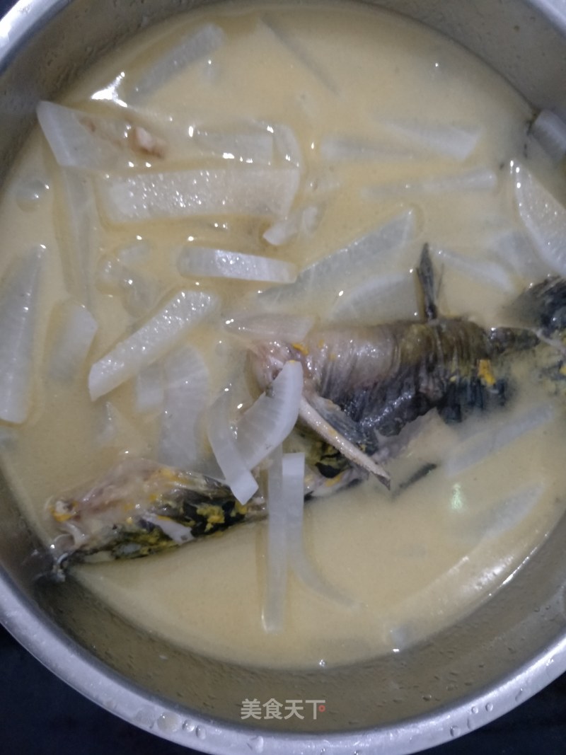 Ang Prickly Fish and Carrot Soup recipe