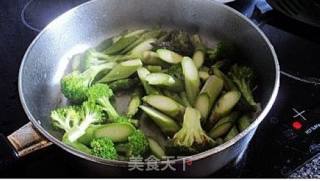 Light Vegetarian Three Vegetables recipe