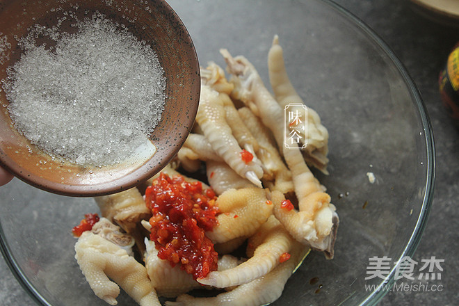 Cold Chicken Feet recipe