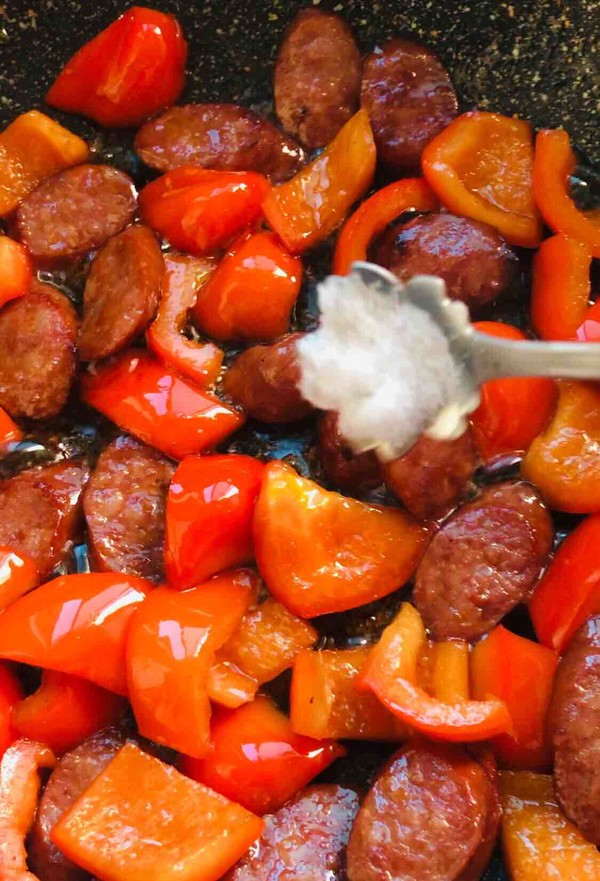 Beef Sausage with Red Pepper recipe