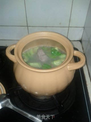 Hand-made Noodles are Also Steamed in The Sauna-----simmered Noodles with Beans and Ribs recipe