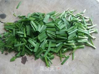 Stir-fried Broad Beans with Leek recipe