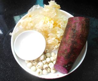 Beauty Dessert---purple Sweet Potato, Tremella, Lotus Seed Soup recipe