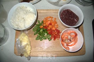 Baked Rice with Beef and Shrimp recipe