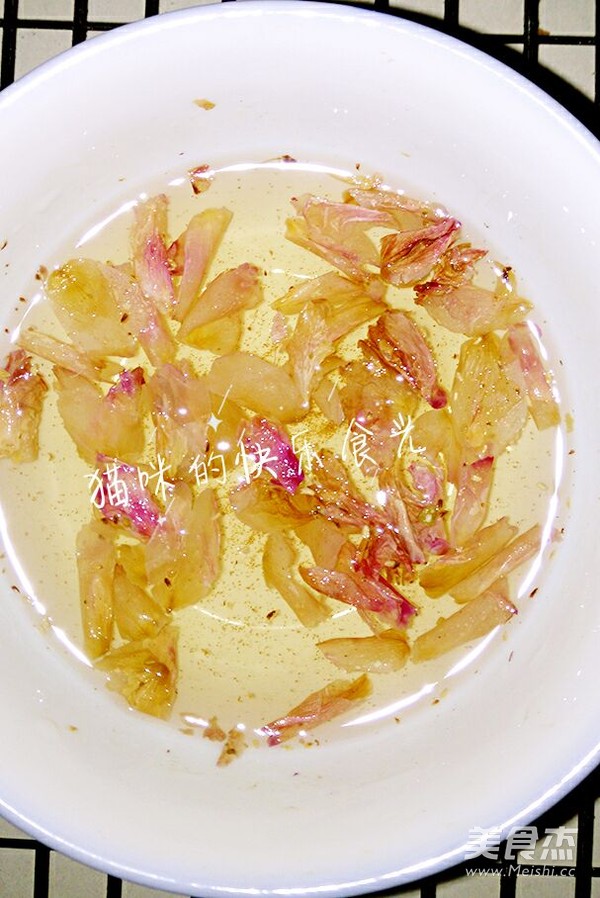 Rose Pig Skin Jelly recipe