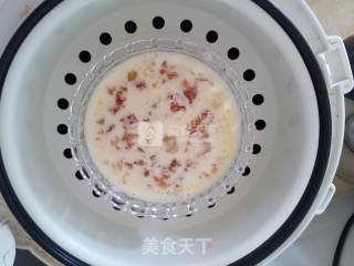 Steamed Egg with Milk and Peach Gum (sweet) recipe