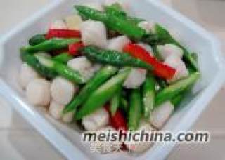 Seasonal and Quick Home Cooking "asparagus Stir-fried Fresh Scallops" recipe