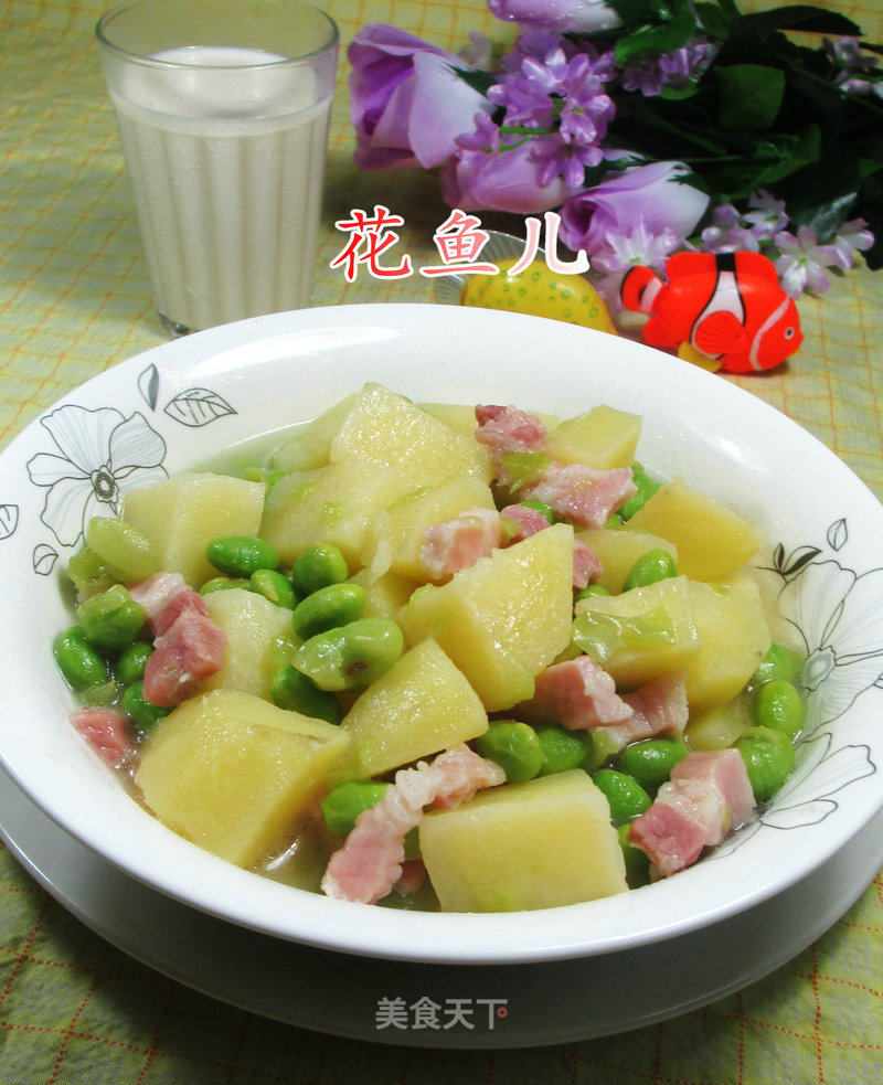 Boiled Potatoes with Bacon and Edamame recipe