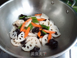 Stir-fried Lotus Root recipe