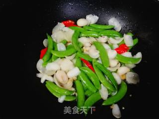 #团圆饭# Lily Fried Sweet Beans recipe