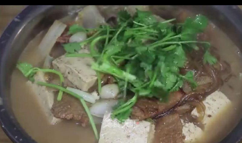 Pork and Cabbage Stewed Vermicelli--winter Healthy Vegetable recipe