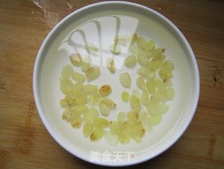 Lotus Seed and Saponin Rice Congee recipe