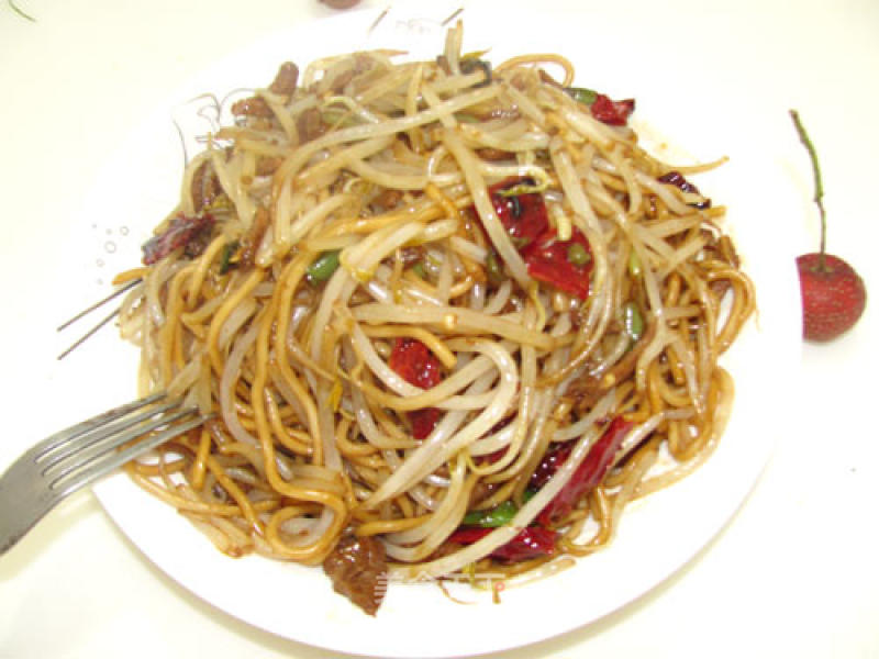 Fried Noodles with Mung Bean Sprouts recipe
