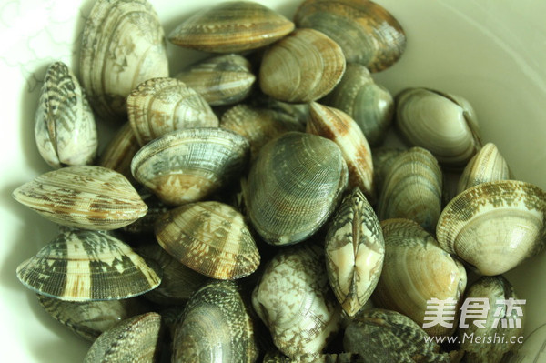 Braised Clams with Green Onions recipe
