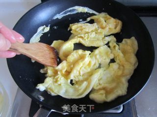 Scrambled Eggs with Chives recipe