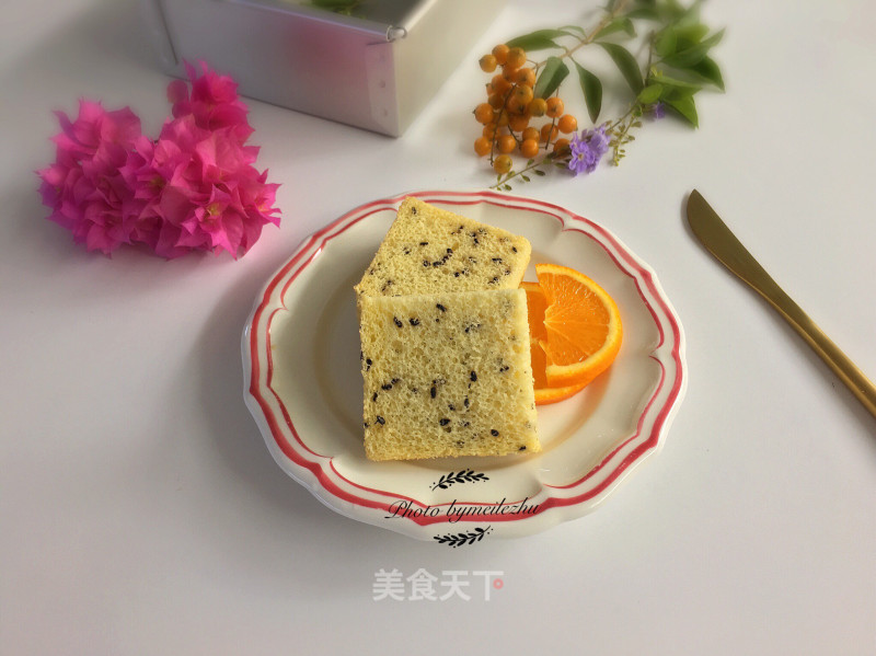 #四session Baking Contest and is Love to Eat Festival#8 Inch Square Black Sesame Chiffon Cake recipe