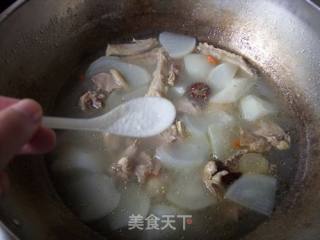 Refreshing and Delicious-------------------radish Chicken Soup recipe