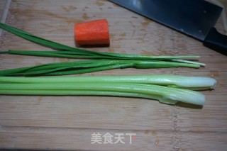 [jiangxi] Bamboo Shoot Skin Mixed with Red Oil recipe