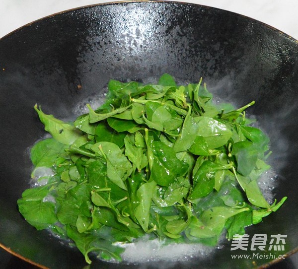 Preserved Egg Rolled with Wolfberry Leaves recipe