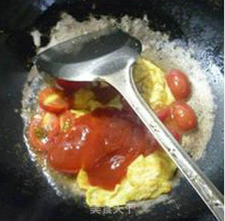 Stir-fried Rice Cake with Cherry Tomato and Egg recipe