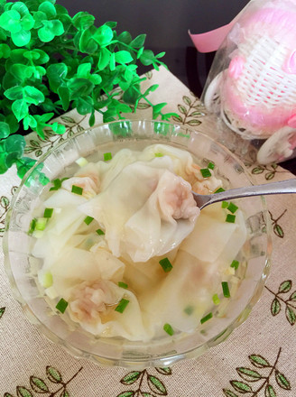 Three Fresh Wontons recipe