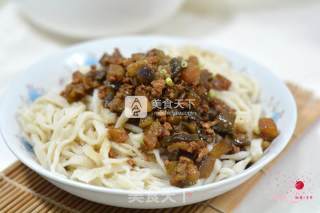 Hand-rolled Noodles with Minced Meat and Eggplant recipe